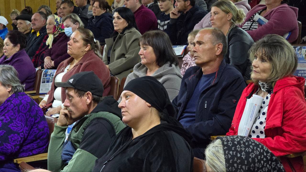 Renato Usatîi insistă ca angajații CFM să fie egalați cu bugetarii și salariile să le fie achitate  din bugetul de stat (2)