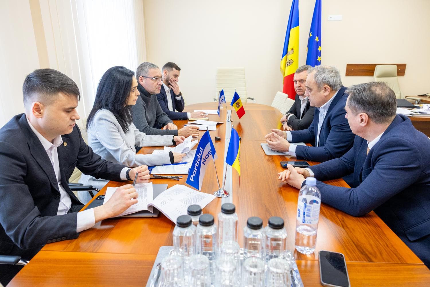 Renato Usatîi, după consultări cu reprezentanții CALM: Partidul Nostru susține municipalizarea țării (2)