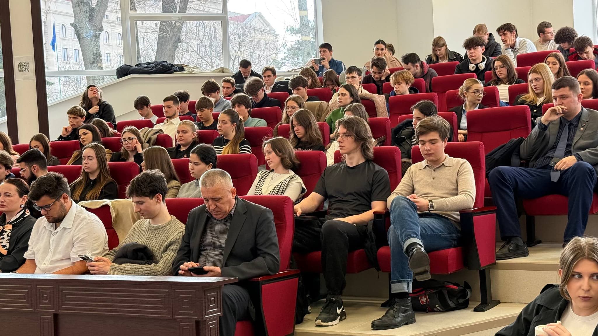 Deputatul Partidului Nostru, Alexandr Berlinschii, către studenții FRIȘPA: Vă îndemn să vă stabiliți scopuri bine definite și să nu renunțați niciodată la ele! (3)