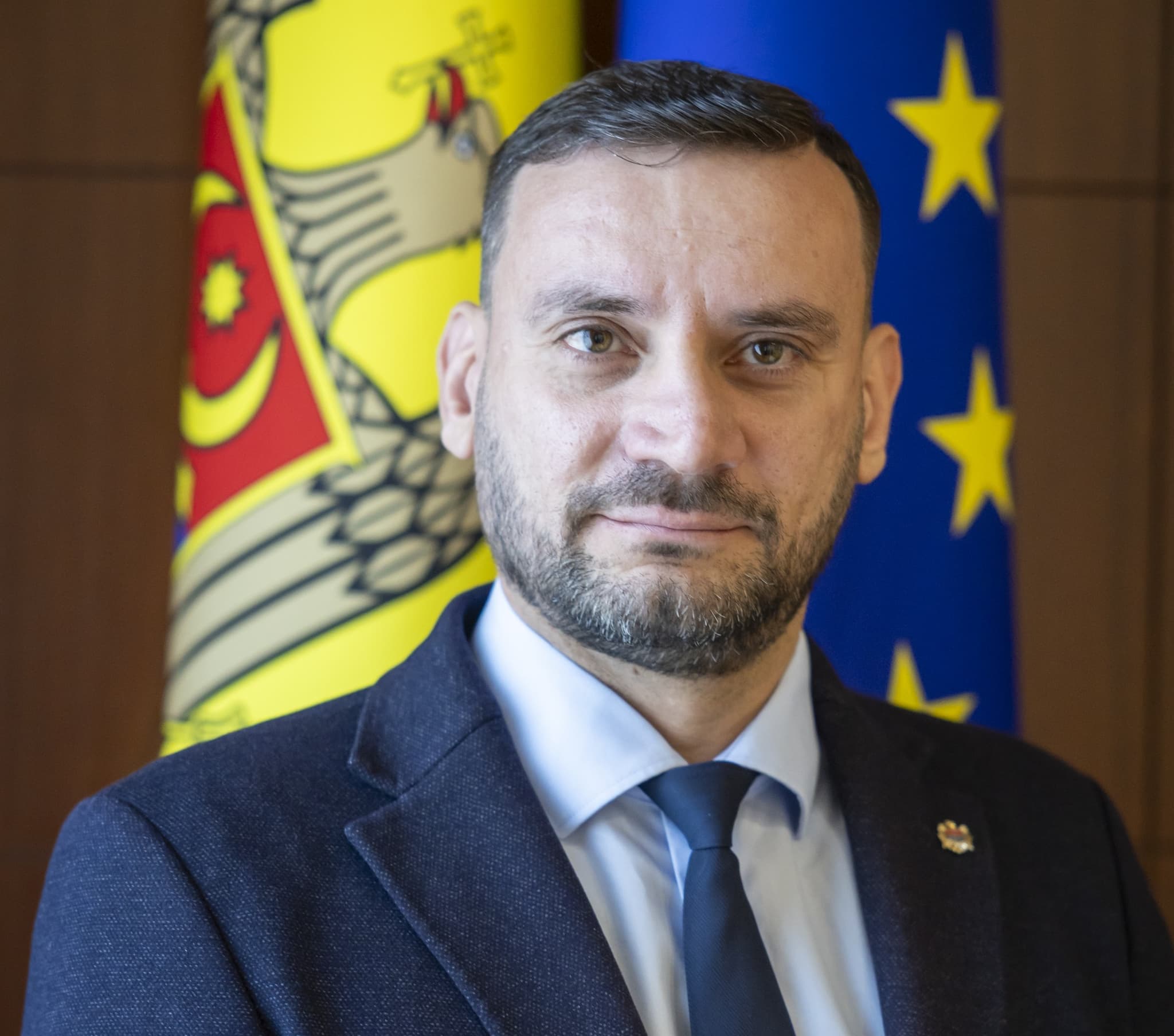 Nicolae Margarint cere măsuri urgente pentru combaterea sărăciei copiilor: „Unul din trei copii din Moldova trăiește în sărăcie”