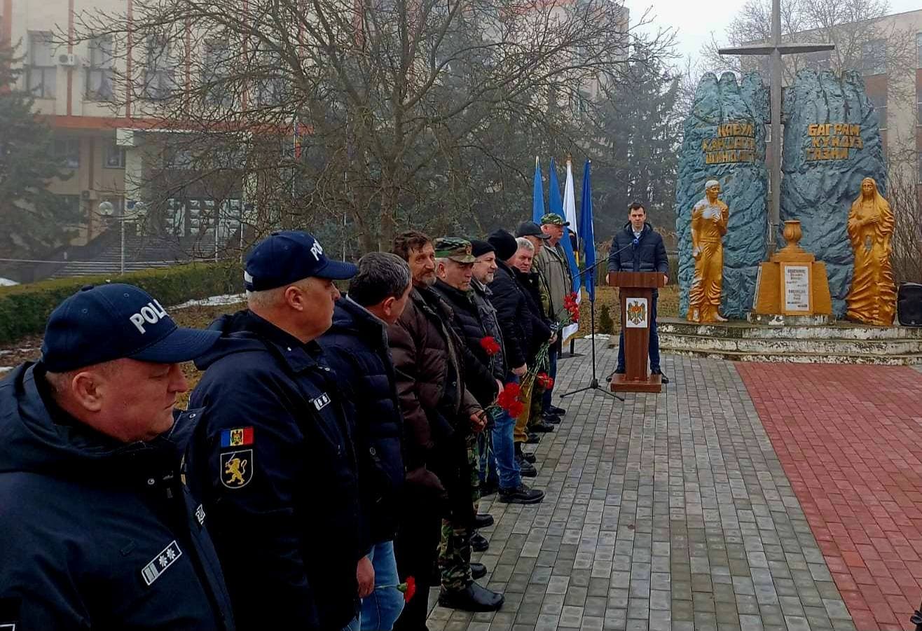 (FOTO) Primarii Partidului Nostru au adus un omagiu veteranilor războiului din Afganistan (12)