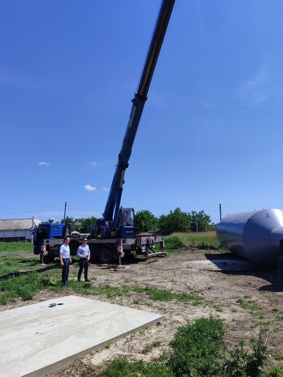 În satul Fundurii Vechi continuă realizarea proiectului de construcție a turnurilor de apă. Primarul din partea Partidului Nostru, Anatolie Gnatiuc: în acest an vom conecta la rețeaua de apă 150 de gospodării. (1)
