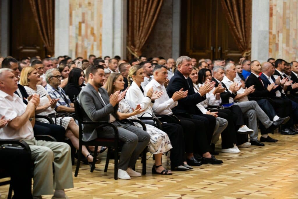 Renato Usatîi este candidatul Partidului Nostru pentru alegerile prezidențiale (2)
