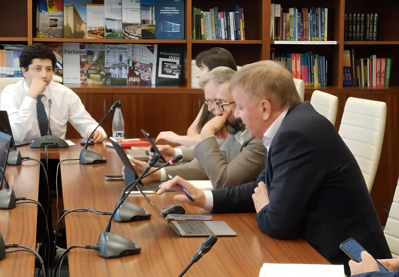 Proiectul Partidului Nostru pentru combaterea escrocheriilor telefonice a fost avizat unanim de Comisia economie, buget și finanțe