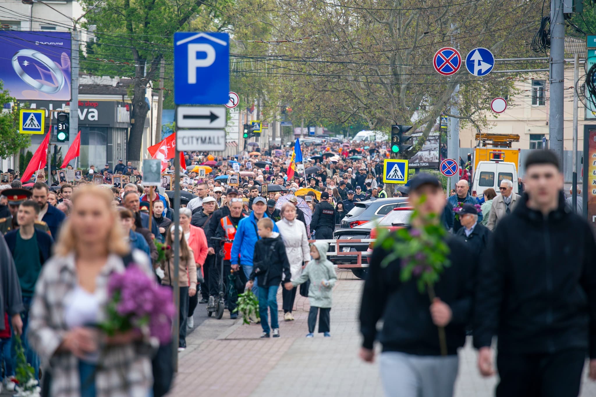 (FOTO) Pe 9 mai, echipele Partidului Nostru din toată țara au omagiat pacea (1)