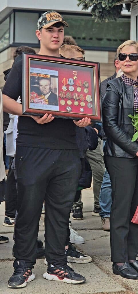 Omagiu eroilor care au învins fascismul (5)