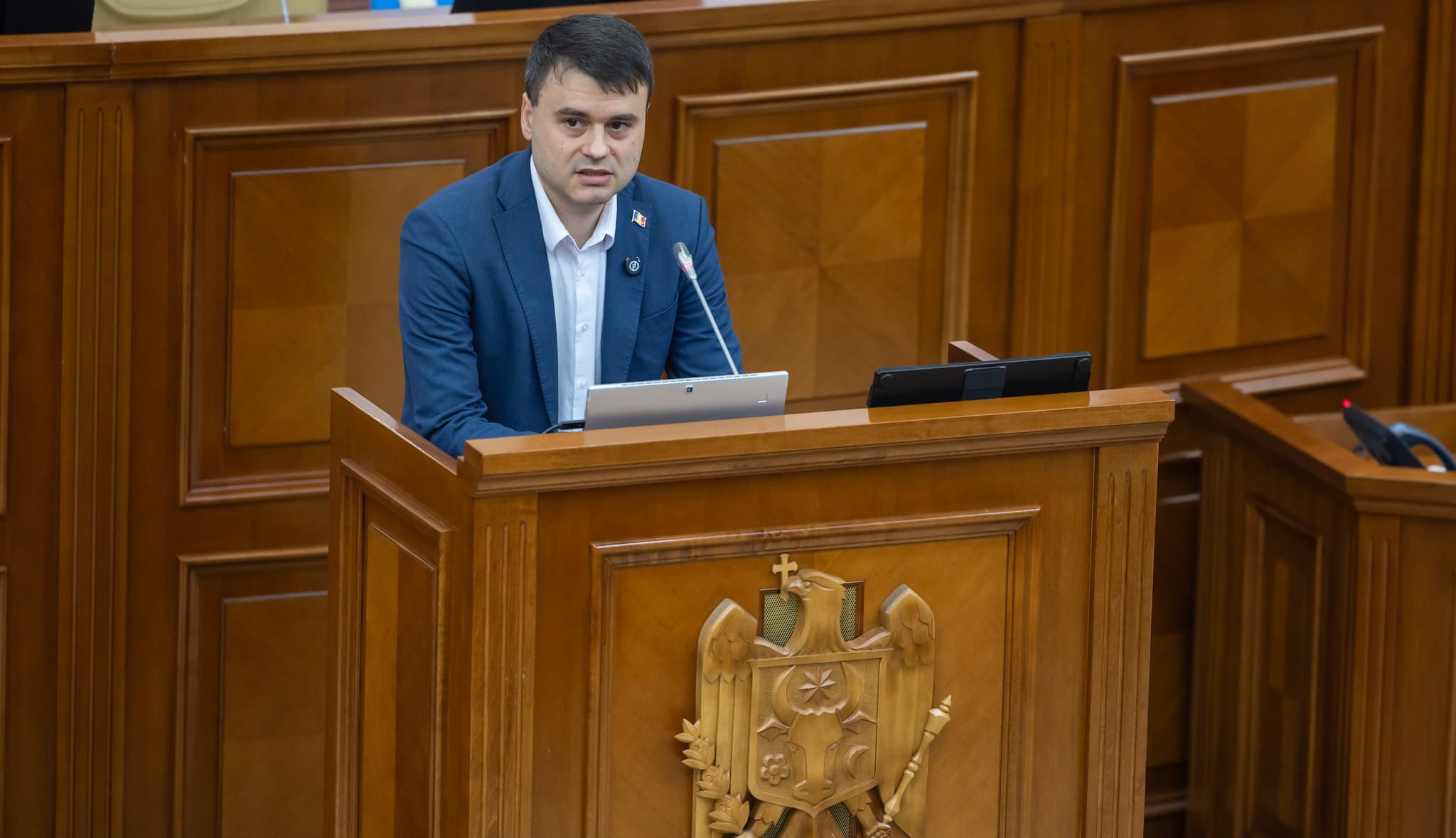 Alexandr Berlinschii atrage atenția asupra crizei din justiția moldovenească: lipsă de judecători și calitatea proastă a vettingului