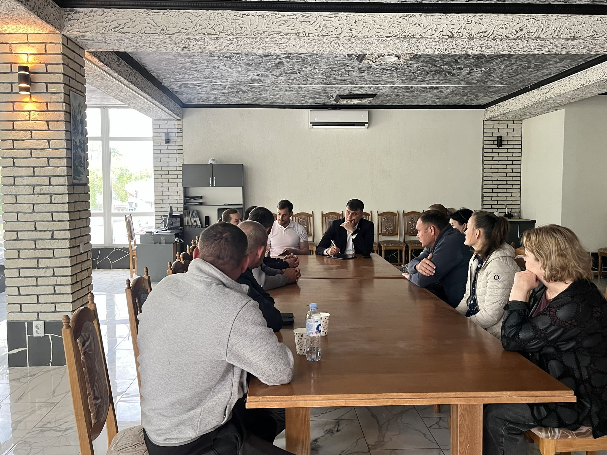 18.05.2026 – 18.05.2026 – Alexandr Berlinschii, MP of the Our Party, held several discussions with citizens in the Ungheni district