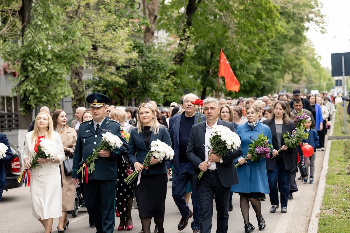 (FOTO) Pe 9 mai, echipele Partidului Nostru din toată țara au omagiat pacea (51)