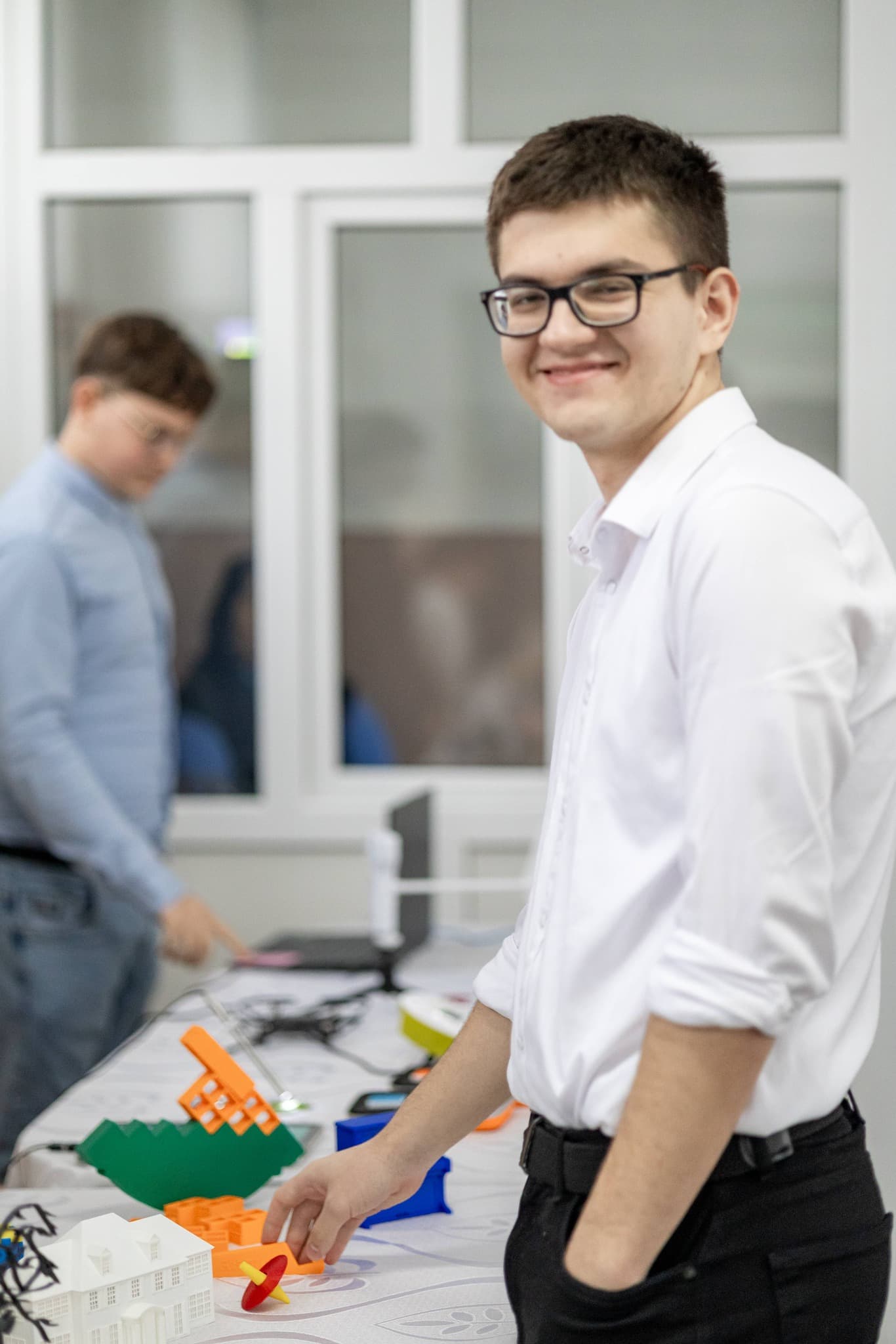 Laboratoare moderne, inaugurate la liceul „Mihai Eminescu” din Drochia. Primarul Nina Cereteu: Copiii din Drochia merită condiții de studii la standarde internaționale (3)