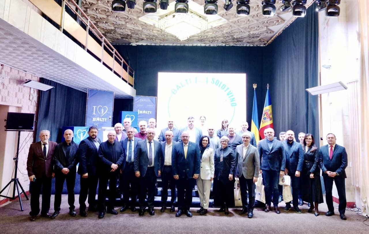 Deputata Partidului Nostru, Elena Grițco, la semnarea acordului de înfrățire dintre Bălți și Solotvino, Ucraina: Dăm start proiectelor care să aducă rezultate reale pentru oameni! (4)