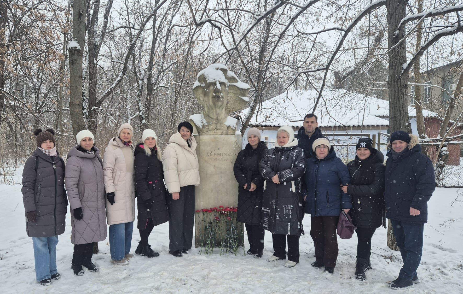 (FOTO) Mihai Eminescu, omagiat în localitățile conduse de primarii Partidului Nostru cu ocazia Zilei Naționale a Culturii (11)