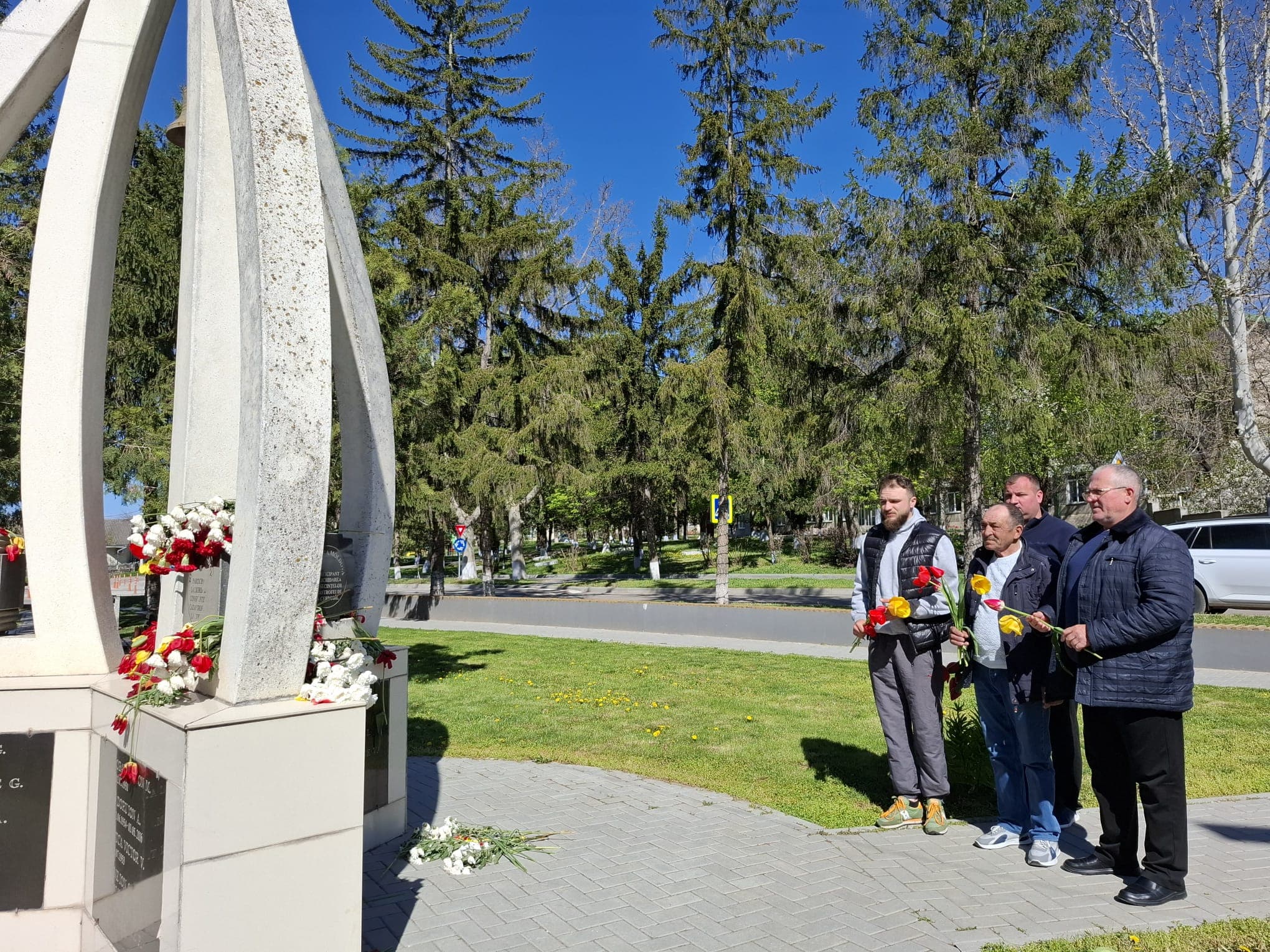 Partidul Nostru a comemorat victimele de la Cernobîl. Renato Usatîi: „Datoria noastră este să le cinstim memoria și să avem grijă de veterani” (19)