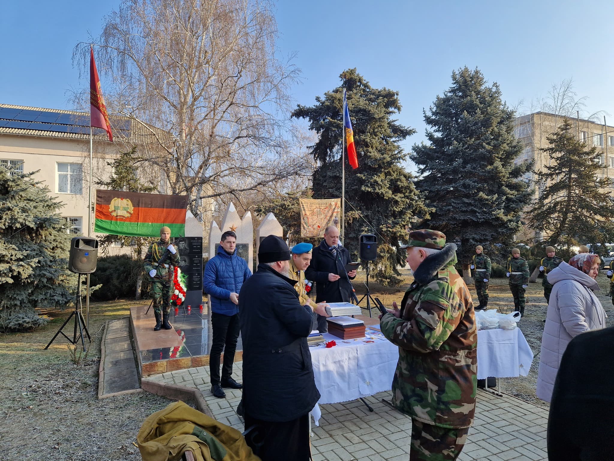 (FOTO) Omagiu adus veteranilor războiului din Afganistan, la 36 de ani de la retragerea trupelor sovietice (7)