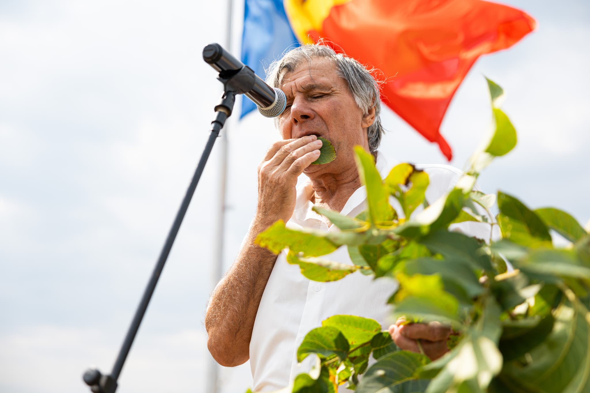 De Ziua Independenței, Renato Usatîi a arborat un drapel imens pe cel mai înalt punct geografic din Republica Moldova – dealul de la Bălănești  (8)