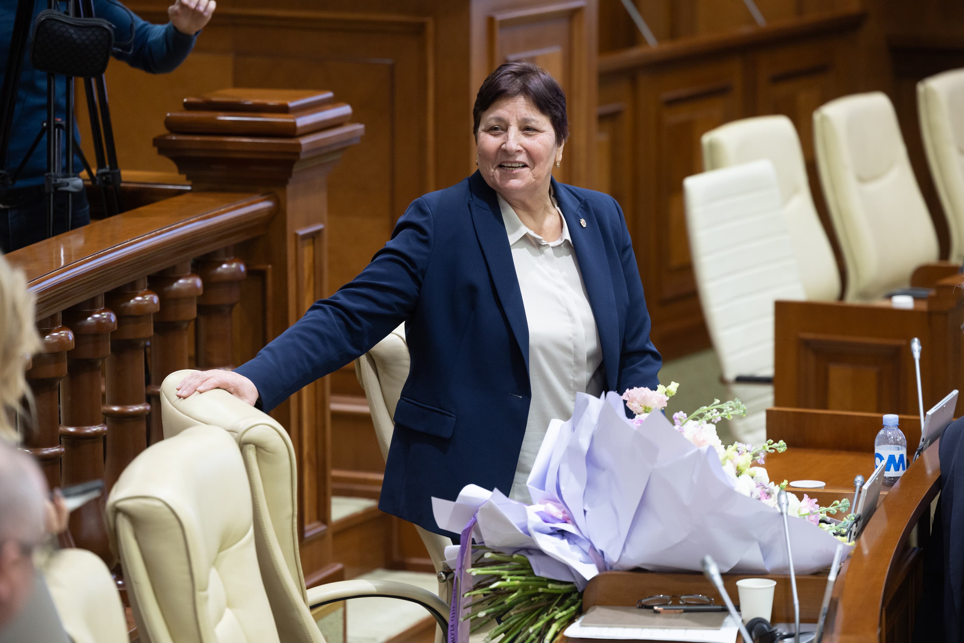 (FOTO/VIDEO) Un gest discret și plin de respect din partea lui Renato Usatîi (4)