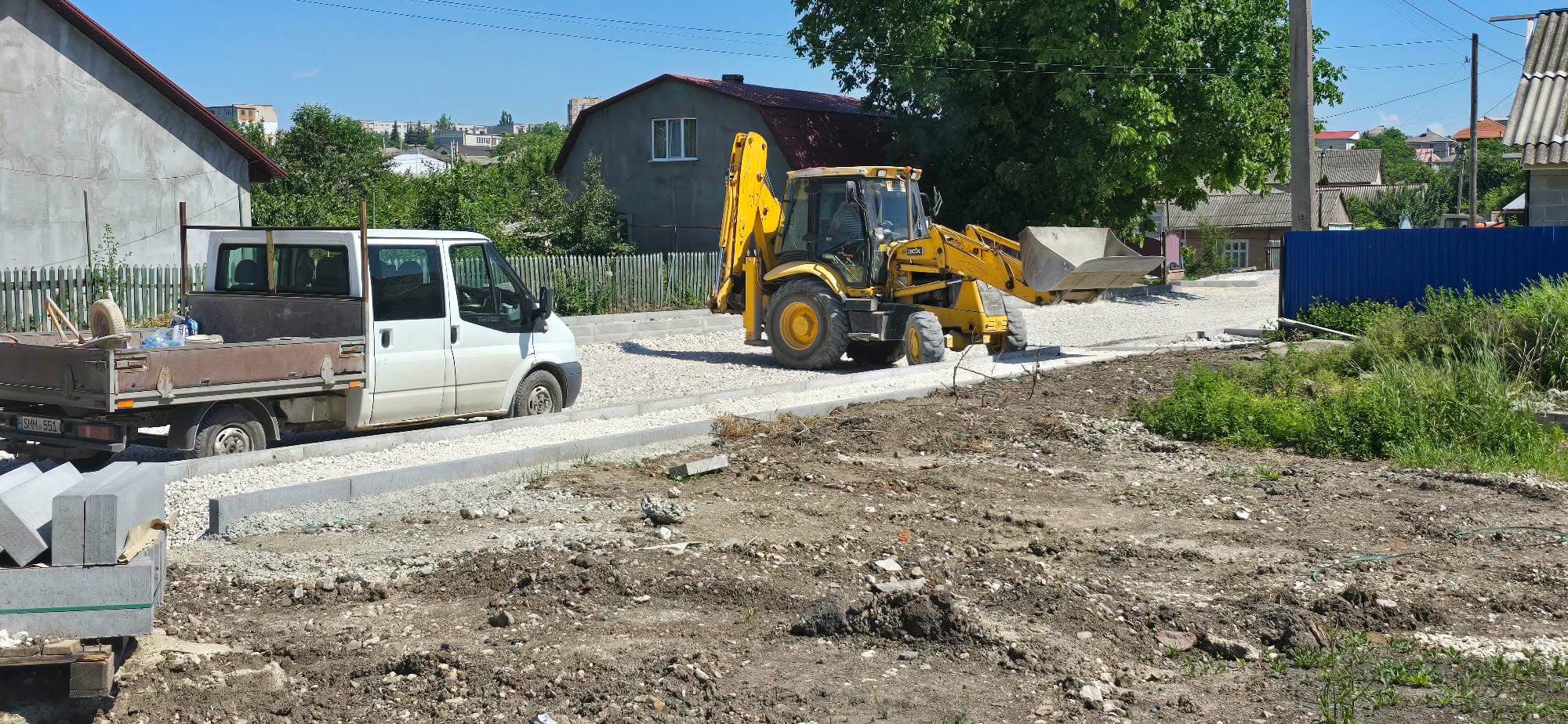 Primarul orașului Drochia, Nina Cereteu: Orașul a devenit un adevărat șantier. Continuă lucrările de reparație a drumurilor, trotuarelor și iluminatului stradal (2)