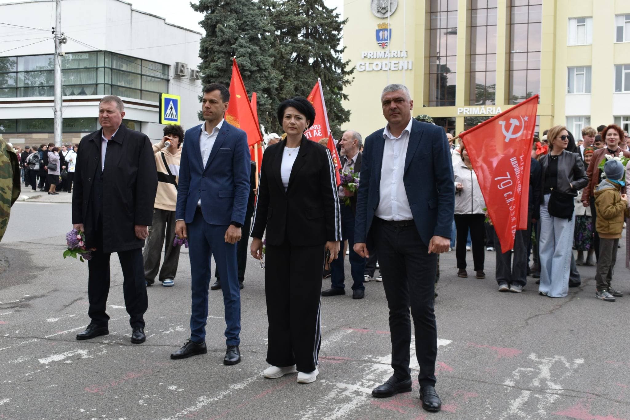 (FOTO) Pe 9 mai, echipele Partidului Nostru din toată țara au omagiat pacea (27)