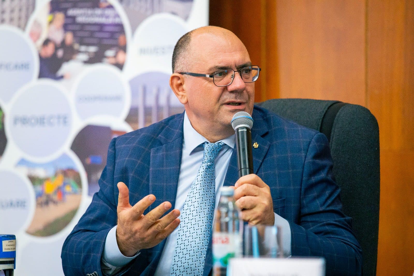 Primarul municipiului Bălți, Alexandr Petkov (Partidul Nostru), a semnat investiția de peste 15 milioane lei în infrastructura orașului  (1)