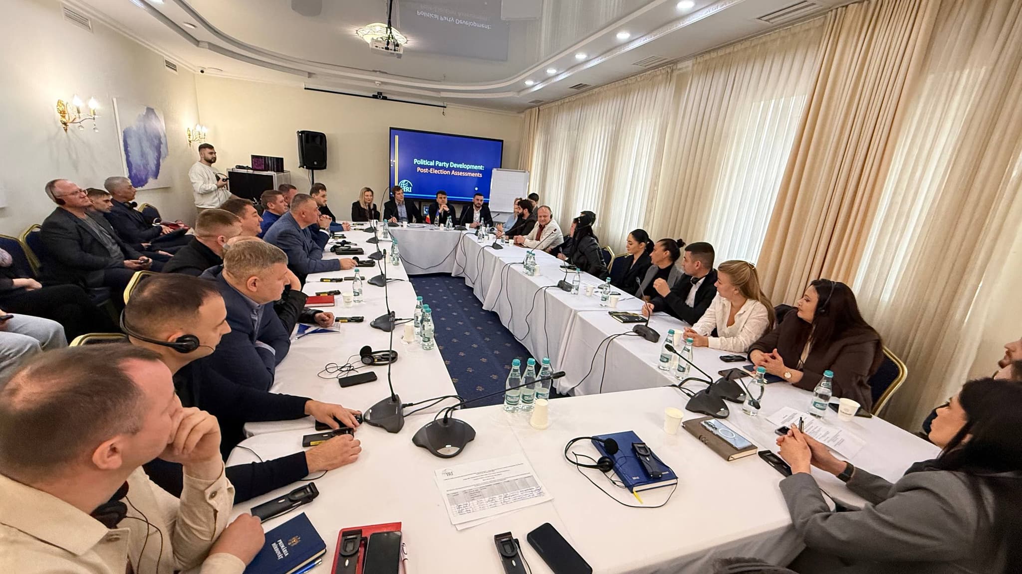 Membri ai echipei Partidului Nostru, la analiza post-electorală: concluzii, lecții, perspective de dezvoltare