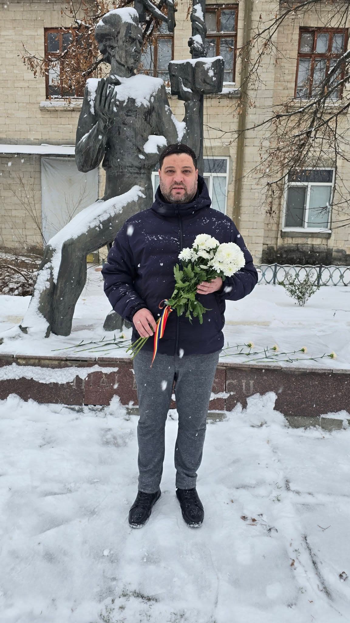 (FOTO) Mihai Eminescu, omagiat în localitățile conduse de primarii Partidului Nostru cu ocazia Zilei Naționale a Culturii (8)