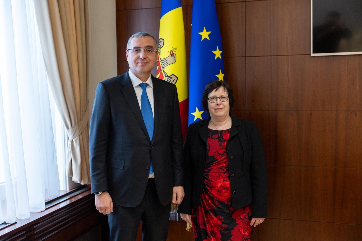 Președintele fracțiunii Partidului Nostru, Renato Usatîi, a discutat cu Ambasadoarea Marii Britanii, E.S. Fern Horine