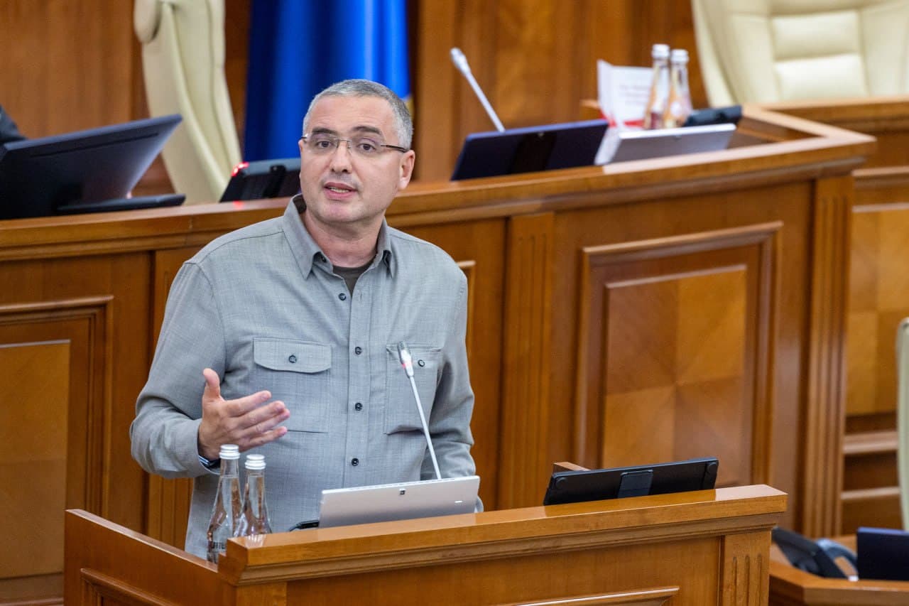 Renato Usatîi cere explicații de la SIS după investigația privind directorul MoldATSA: „Problema nu mai este doar despre Vangheli, ci despre cine l-a acoperit”