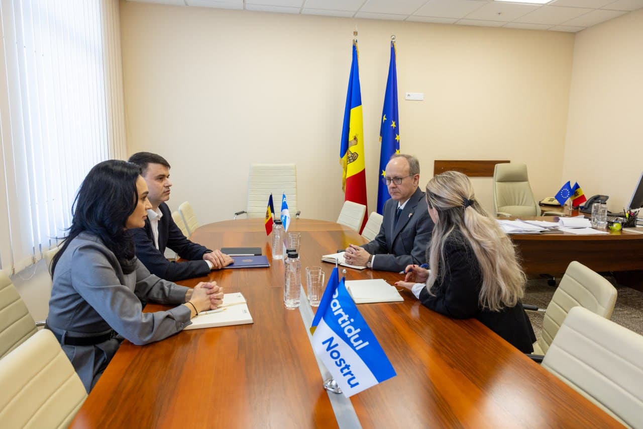 Deputații Partidului Nostru au discutat cu reprezentantul Ambasadei SUA despre inițiativa legislativă privind dovada cetățeniei