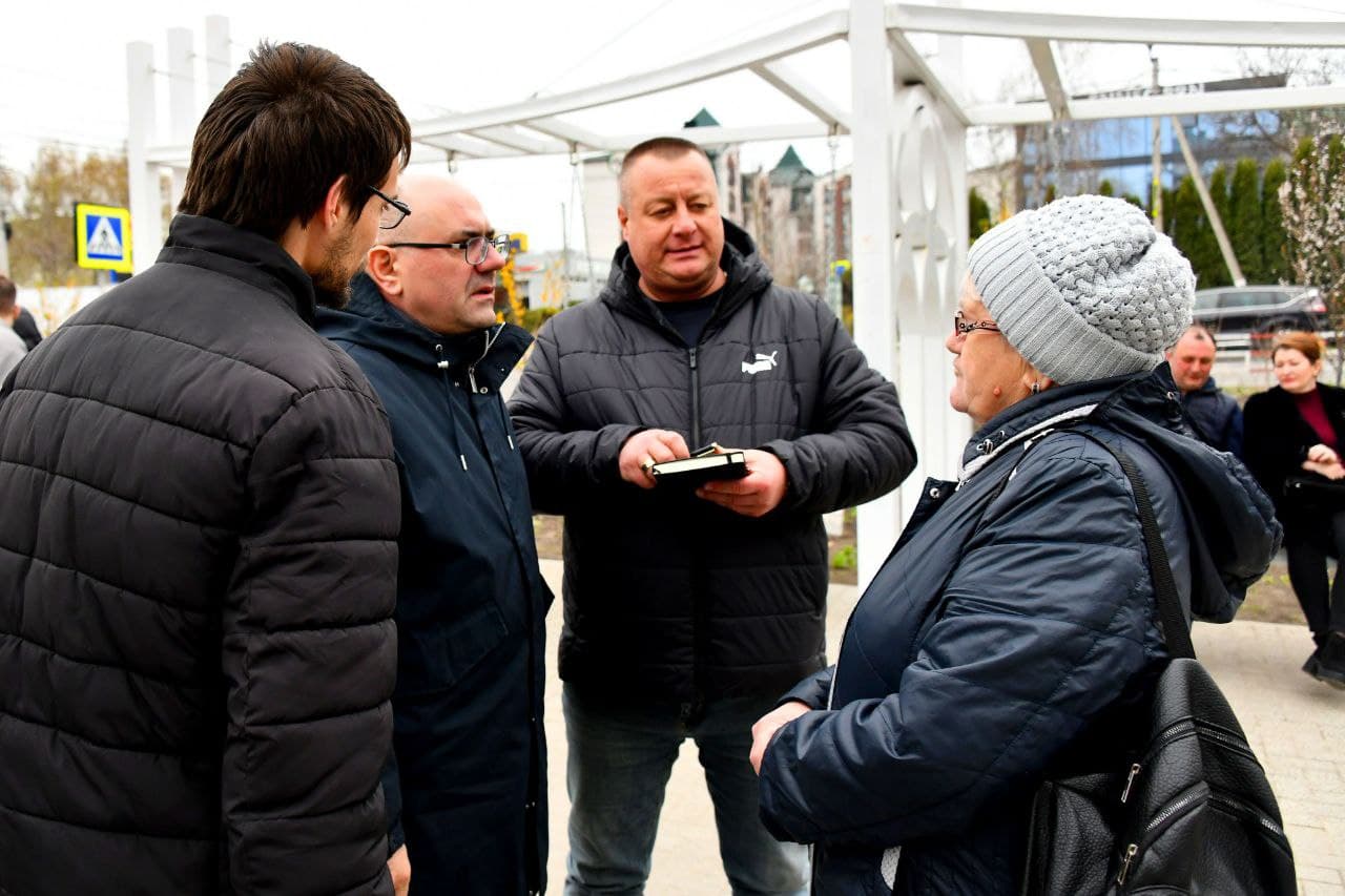 Partidul Nostru continuă dialogul cu bălțenii: vizită în cartierul „BAM”, Decebal–Alexandru cel Bun (8)