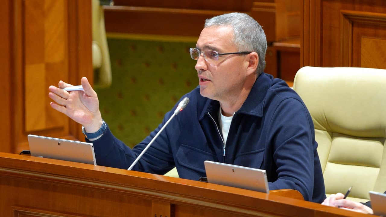 Renato Usatîi, despre proiectul Codului Parlamentului, promovat de PAS: „Vor să transforme Legislativul în „Слава ЦК КПСС!”
