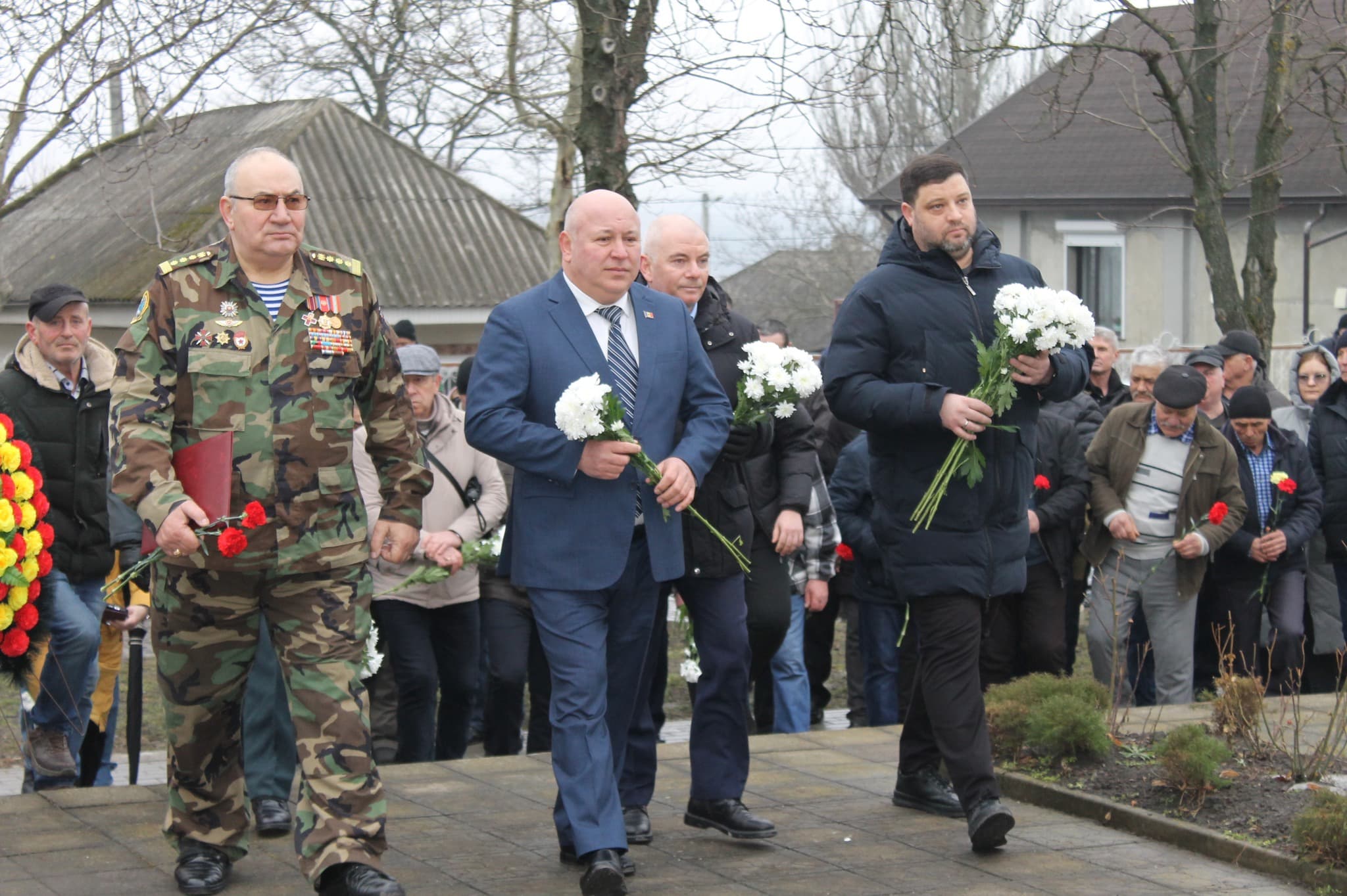 (FOTO) Primarii Partidului Nostru au adus un omagiu veteranilor războiului din Afganistan (9)