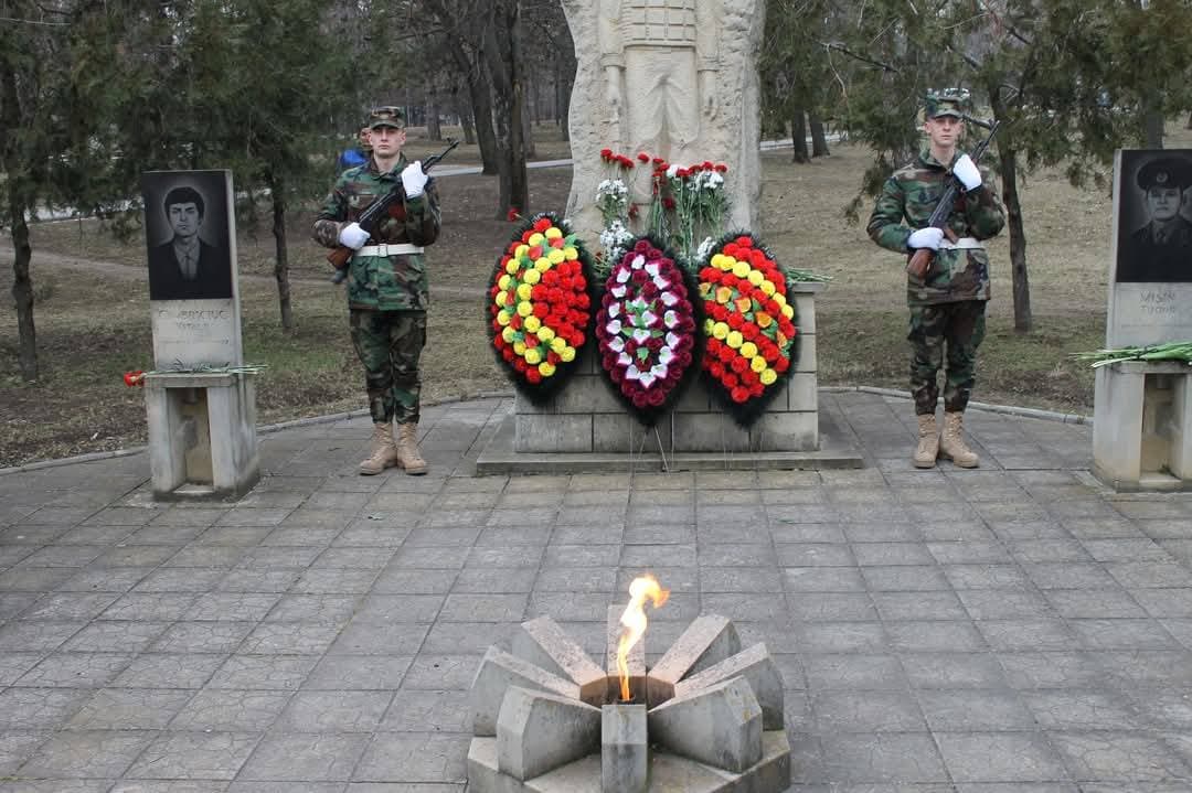 (FOTO) Omagiu adus veteranilor războiului din Afganistan, la 36 de ani de la retragerea trupelor sovietice (11)