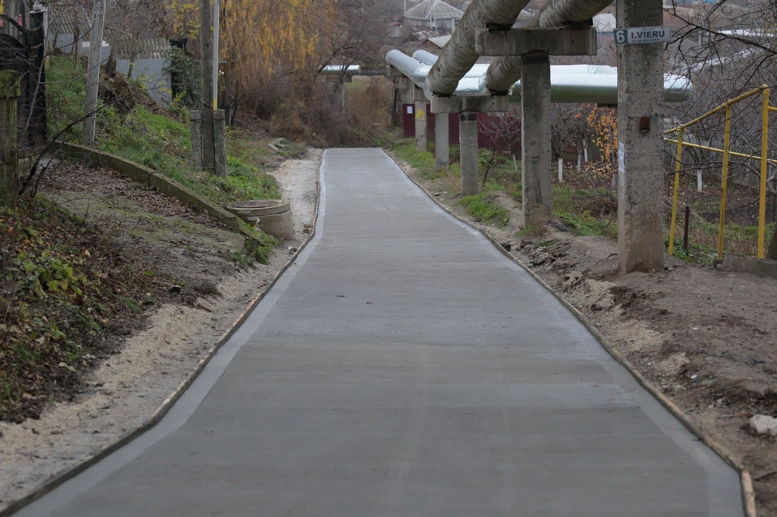 (FOTO/VIDEO) Municipiul Bălți implementează soluții inovatoare pentru drumuri greu accesibile (6)