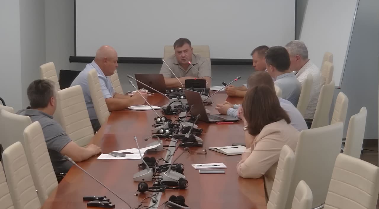 Consiliul de experți pe lângă Comisia agricultură respinge dur noua politică bugetar-fiscală. Serghei Ivanov: „Această politică este una anti-agricolă, iar graba cu care se încearcă implementarea ei este inacceptabilă”