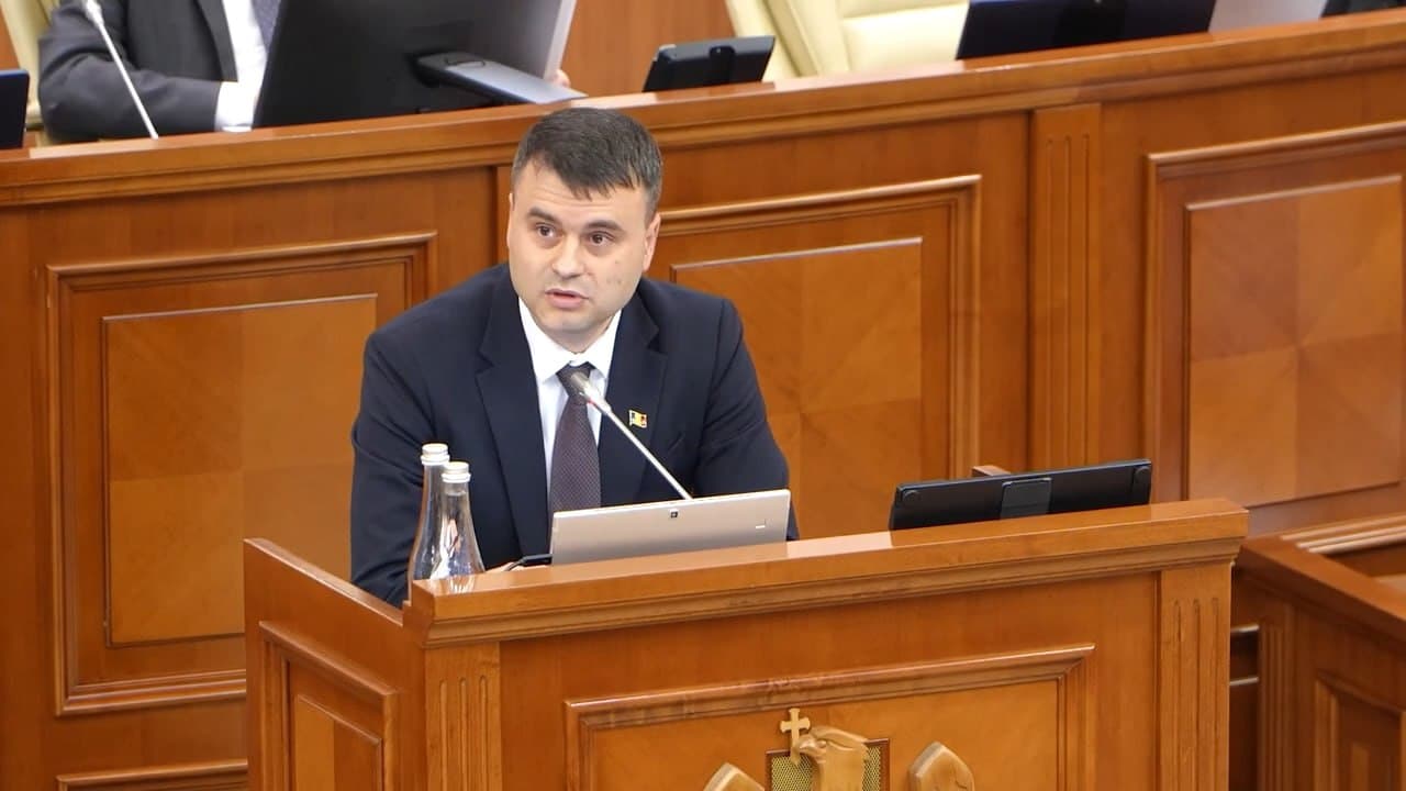 Alexandr Berlinschii, Partidul Nostru: Dacă reforma educației este corectă, să intre în vigoare în 2030, după alegeri