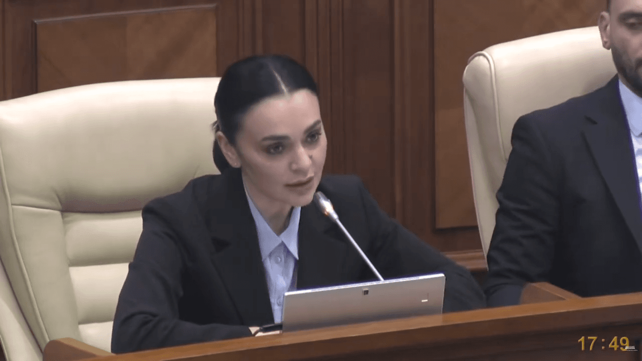Elena Grițco a cerut explicații conducerii Ministerului Energiei și a Energocom despre stocurile de gaze ale Republicii Moldova: Ține direct de securitatea statului!
