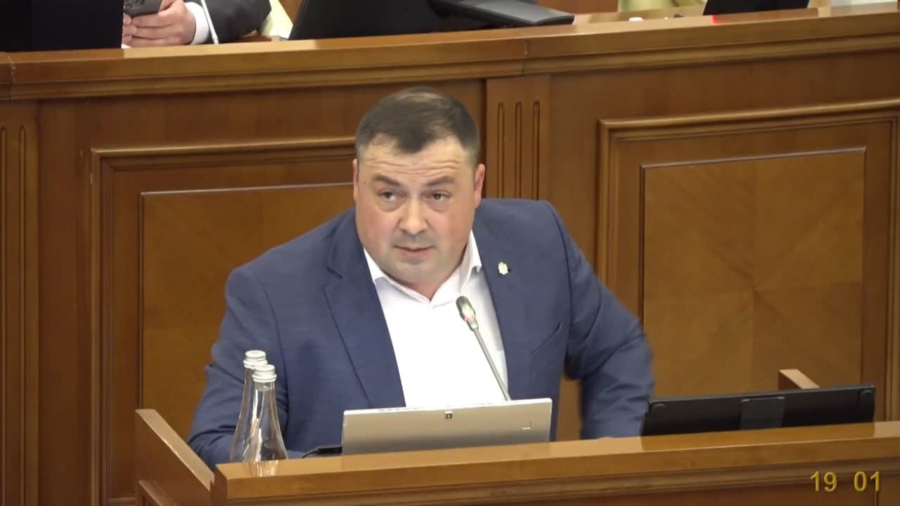 Deputatul Partidului Nostru, Serghei Ivanov, a prezentat proiectul de lege care va facilita accesul pe piață al produselor fitosanitare 