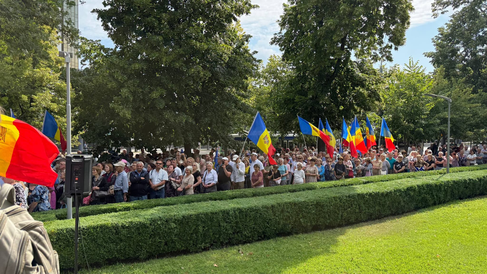 Renato Usatîi îndeamnă la proteste în toate localitățile și cere alegeri parlamentare anticipate: „Dacă oamenii ies în fiecare localitate, guvernarea va intra în panică” (7)