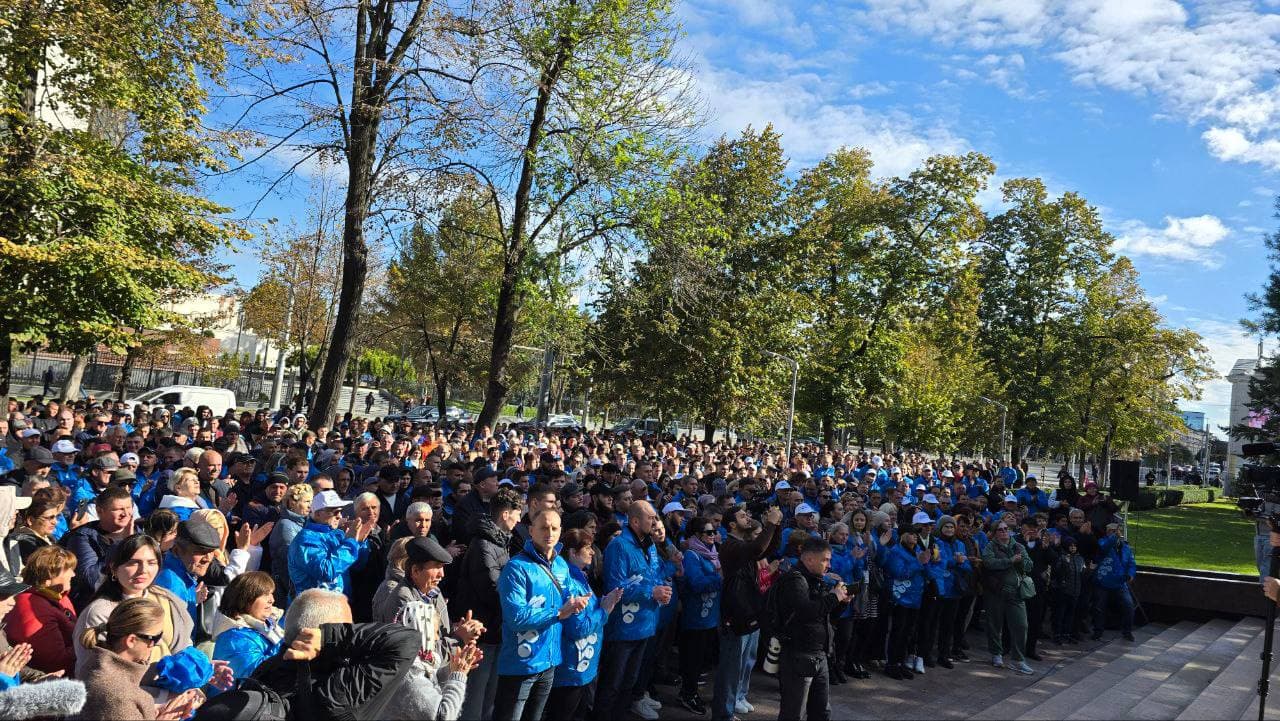 Renato Usatîi, alături de mii de susținători: pe 20 octombrie, Votăm DOAR PENTRU MOLDOVA! (9)