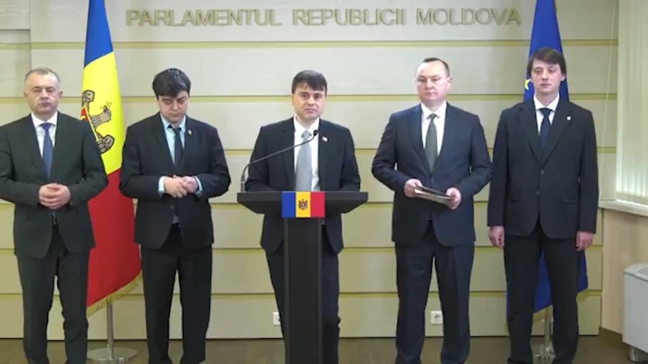 Partidul Nostru, împreună cu întreaga opoziție parlamentară, propune proiectul de lege privind reducerea numărului de deputați de la 101 la 61