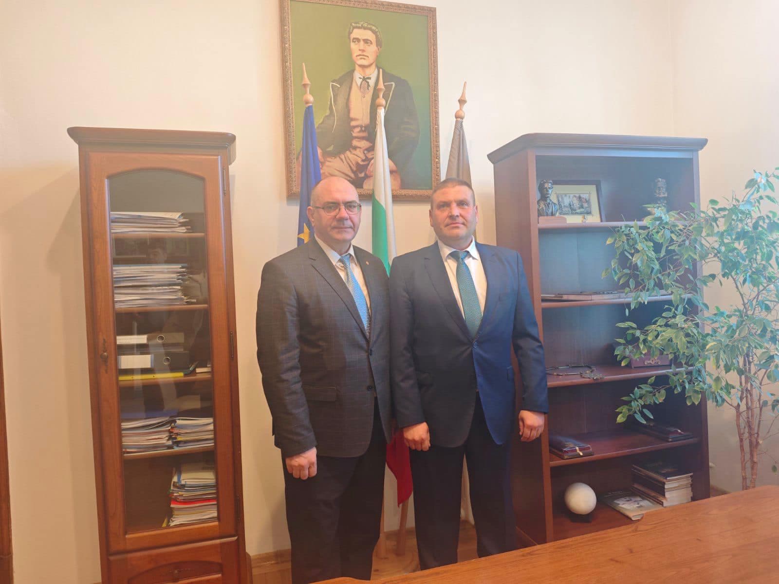 Primarii Partidului Nostru dezvoltă relații externe cu impact local (1)