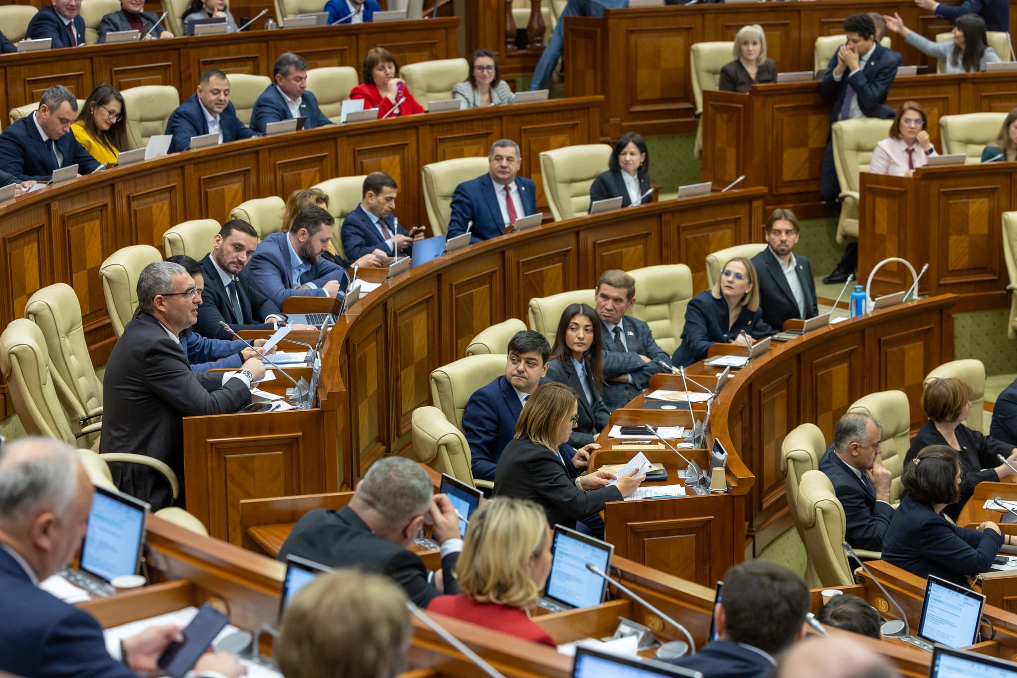 18.12.2025 – Plenary session of the Parliament of the Republic of Moldova