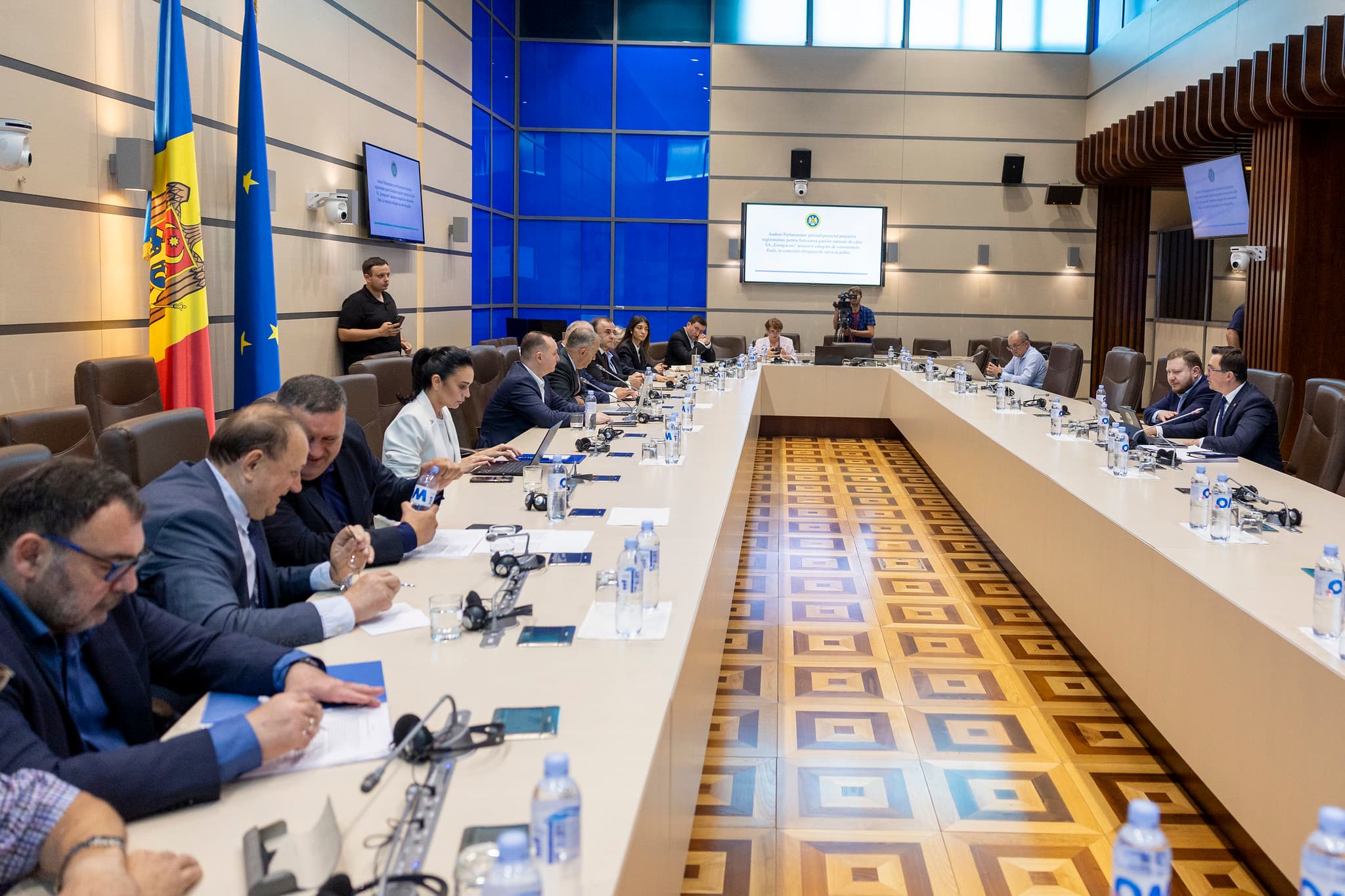 Șefii de la Energocom și ANRE, „puși la perete” de Elena Grițco: cheltuielile de milioane pentru chirii, incluse în tarif, iar sediul – ales fără licitație