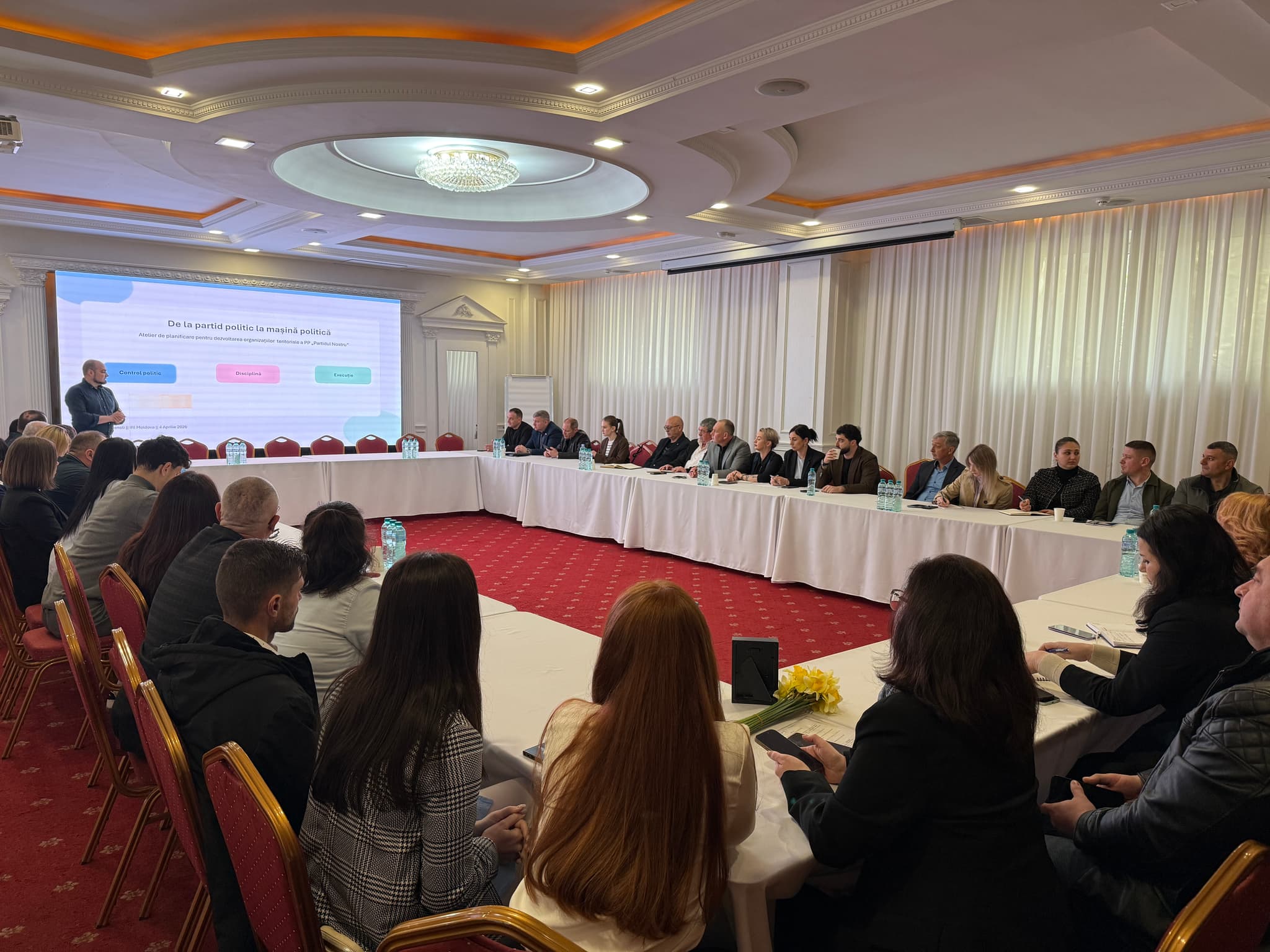 Un nou program de formare pentru consolidarea organizațiilor teritoriale ale Partidului Nostru (2)