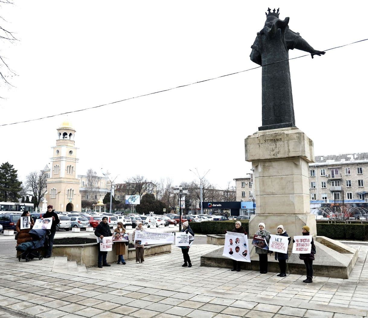 În pofida protestului asociațiilor pentru protecția animalelor, PAS și PSRM în Consiliul Municipal Bălți au votat pentru eutanazia câinilor maidanezi. În semn de protest, Partidul Nostru a părăsit sala (2)