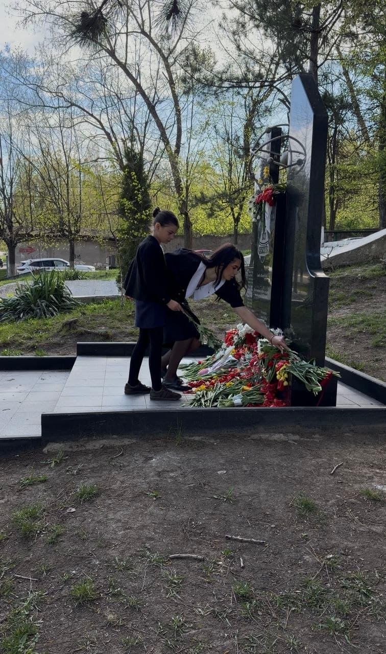 Partidul Nostru a comemorat victimele de la Cernobîl. Renato Usatîi: „Datoria noastră este să le cinstim memoria și să avem grijă de veterani” (16)