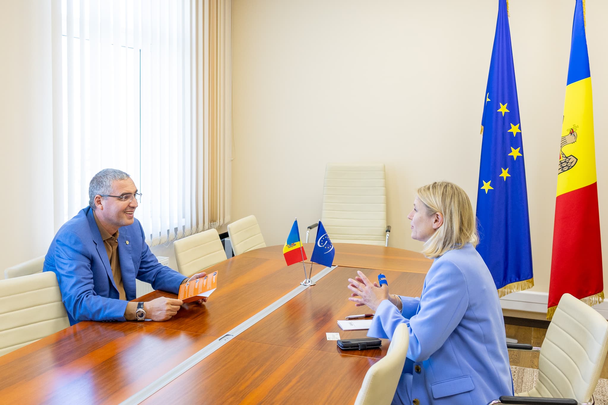 Renato Usatîi, președintele Partidului Nostru, a discutat la Parlament cu Tanja Gonggrijp, candidată la funcția de secretar general adjunct al Consiliului Europei (1)
