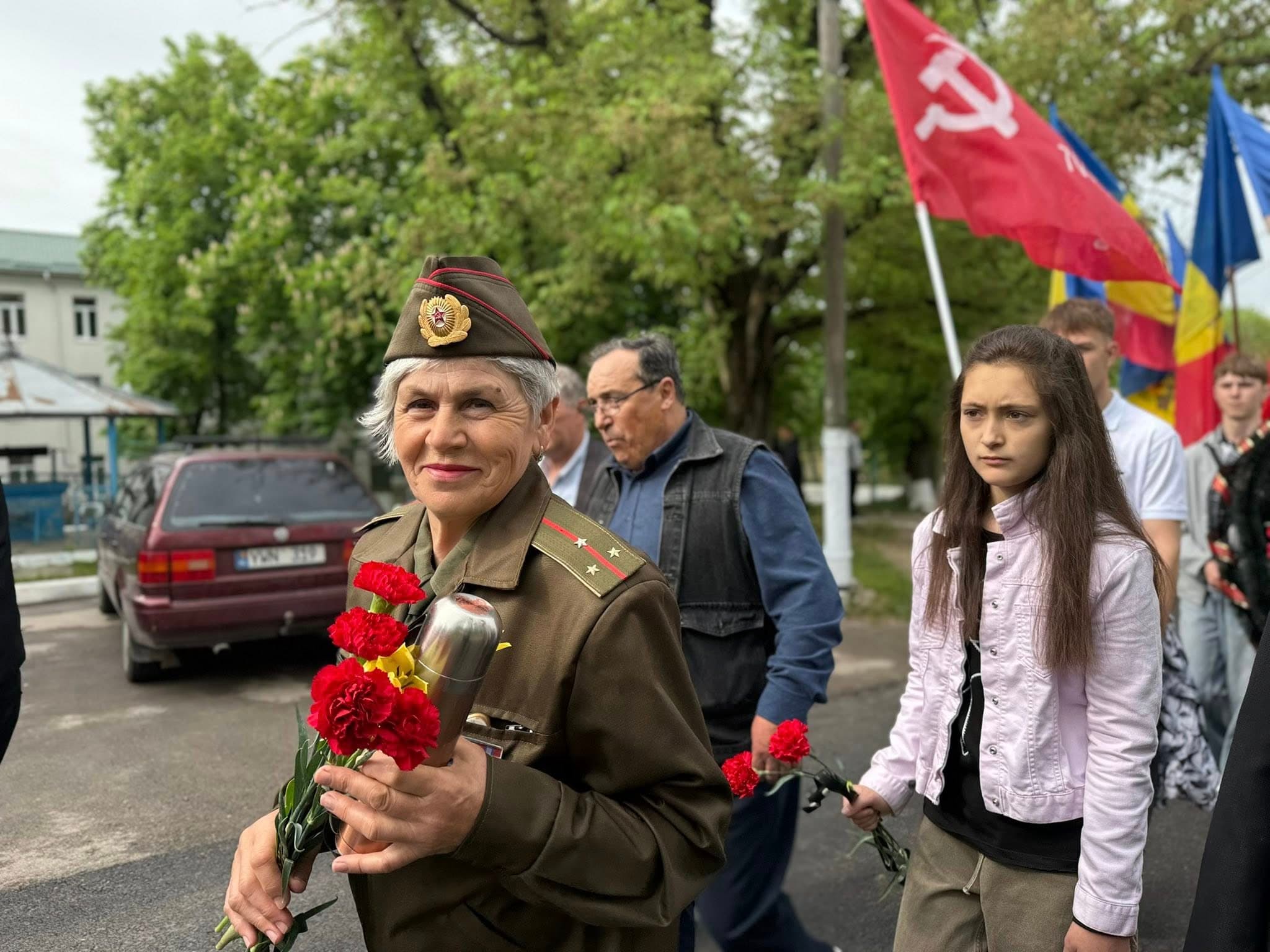 (FOTO) Pe 9 mai, echipele Partidului Nostru din toată țara au omagiat pacea (38)