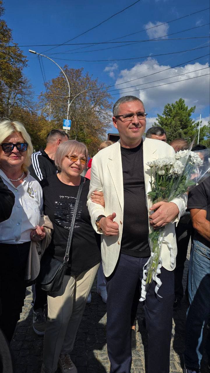 Renato Usatîi – DOAR PENTRU MOLDOVA! Candidatul Partidului Nostru s-a lansat în campania electorală în orașul de baștină Fălești (6)