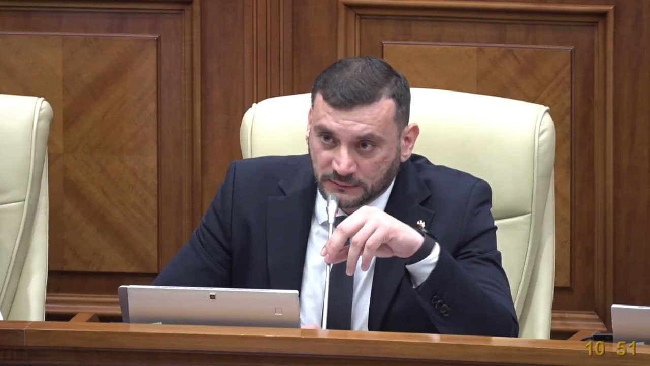 Nicolae Margarint avertizează asupra riscurilor de corupție în proiectul privind suspendarea înmatriculării automobilelor
